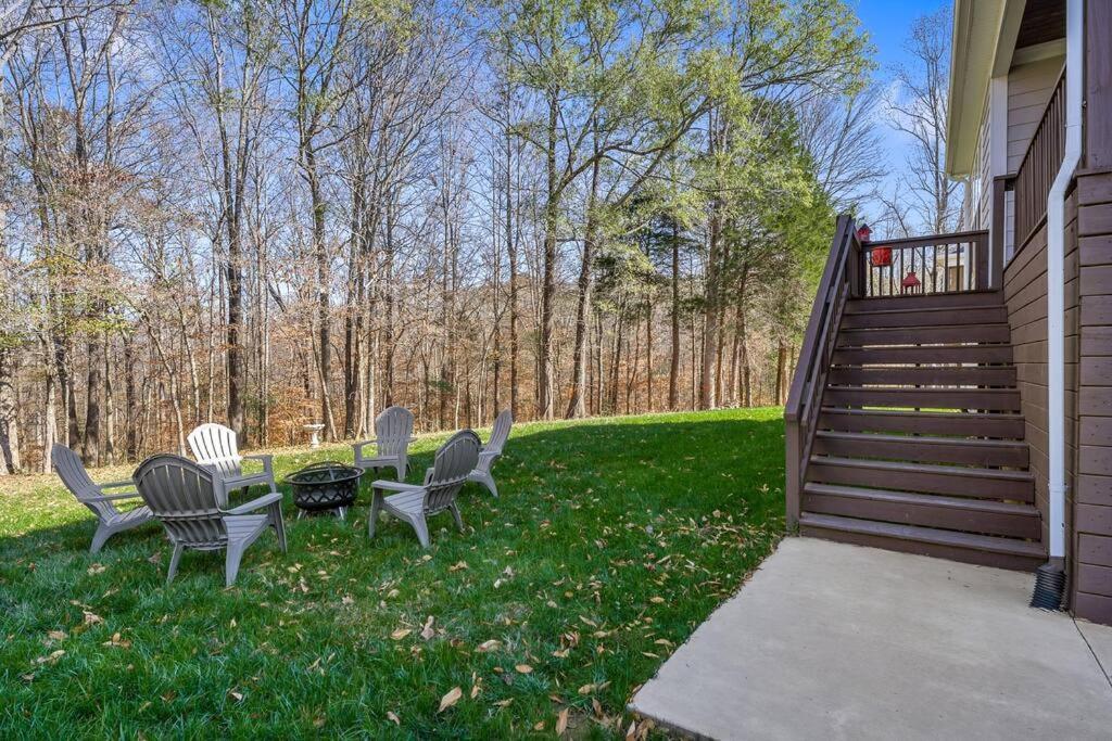 Beautiful Home With Lake And Marina Access, Firepit, Golf Cart Included Estill Springs Esterno foto