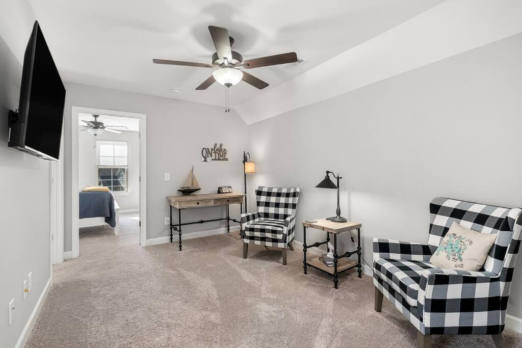 Beautiful Home With Lake And Marina Access, Firepit, Golf Cart Included Estill Springs Esterno foto